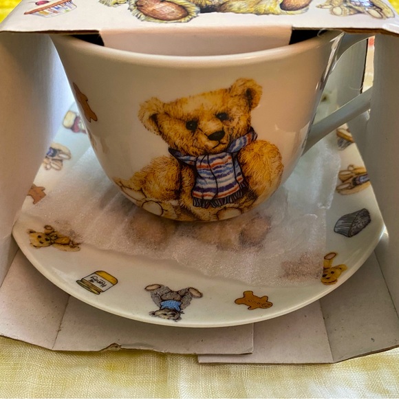 Kent Pottery Vintage Teddy Bear Cup and Saucer set - Picture 4 of 11